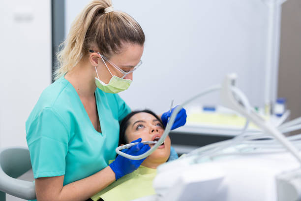 Best Emergency Tooth Extraction in Reedsville, WI